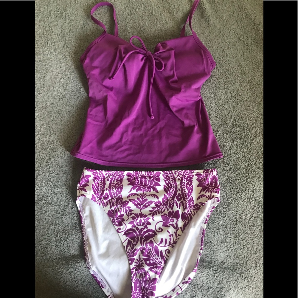 New Victoria’s Secret 2 piece med bottom 36 B top